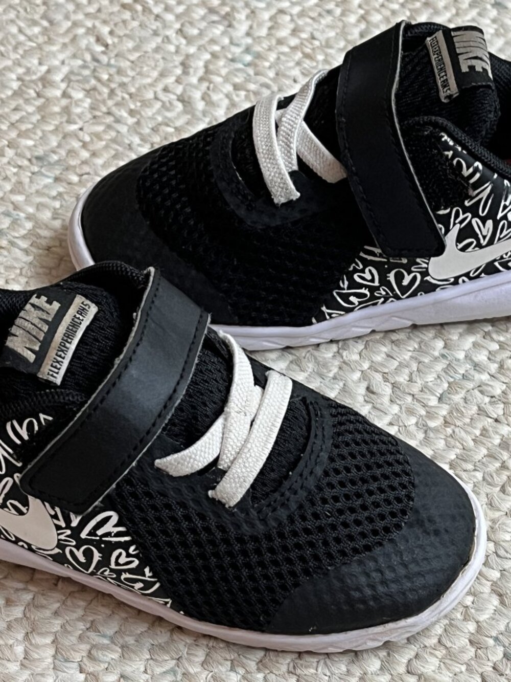 Nike Flex Experience Toddler Boy's Size 8C Black White Sneakers Shoes 844990-001